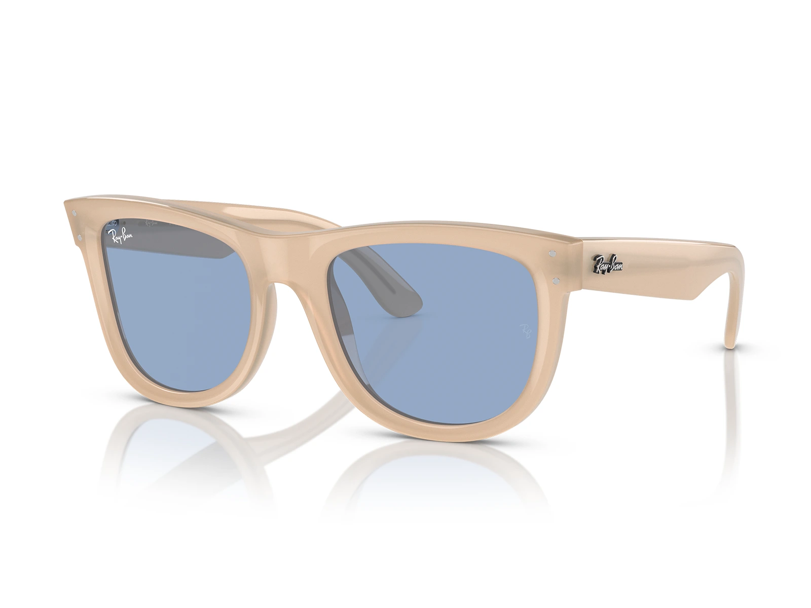 Gafas de Sol Ray-Ban Wayfarer Reverse RBR0502S 678072 Vista Diagonal